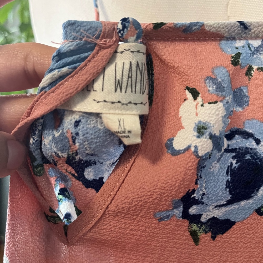 Blouse - Picture 5 of 5